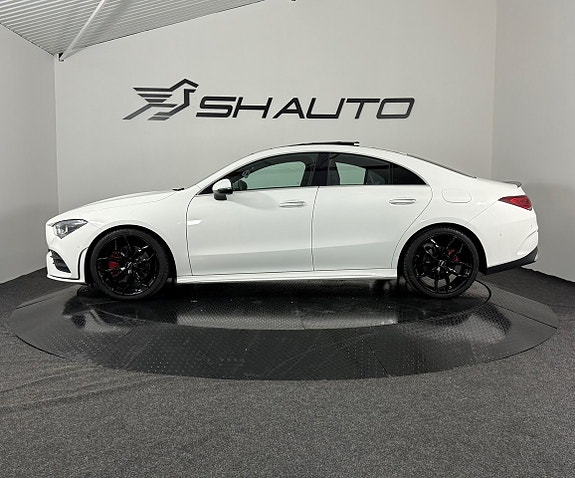 Mercedes-Benz CLA200 10 of 25