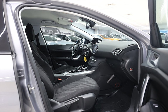 Peugeot 308 14 of 20