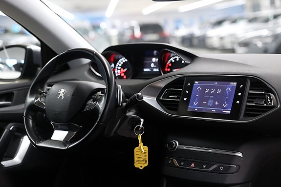 Peugeot 308 13 of 20
