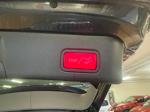 Mercedes-Benz ML250 9 of 13