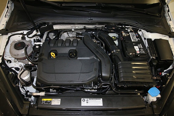 Volkswagen Golf I 18 of 26