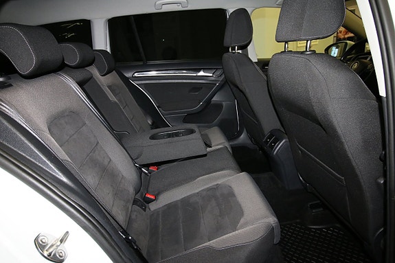 Volkswagen Golf I 11 of 26
