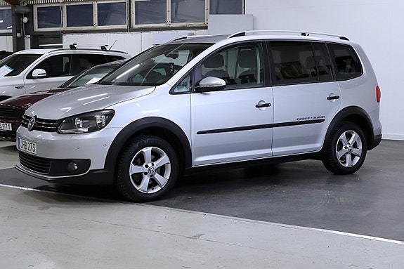 Volkswagen CrossTouran 3 of 5