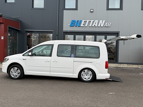 Volkswagen Caddy Maxi 12 of 26