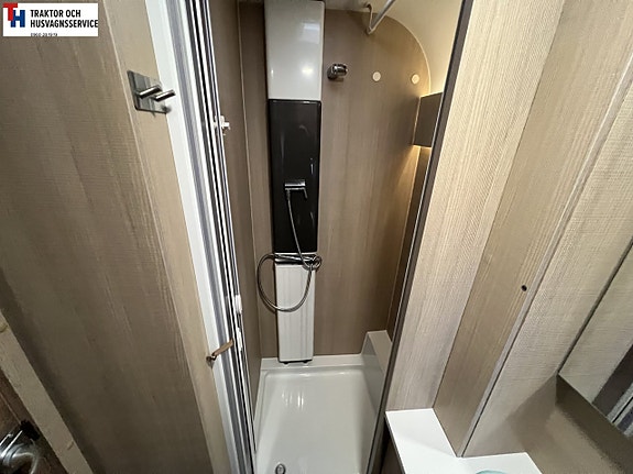Adria ADORA 613 HT 18 of 21