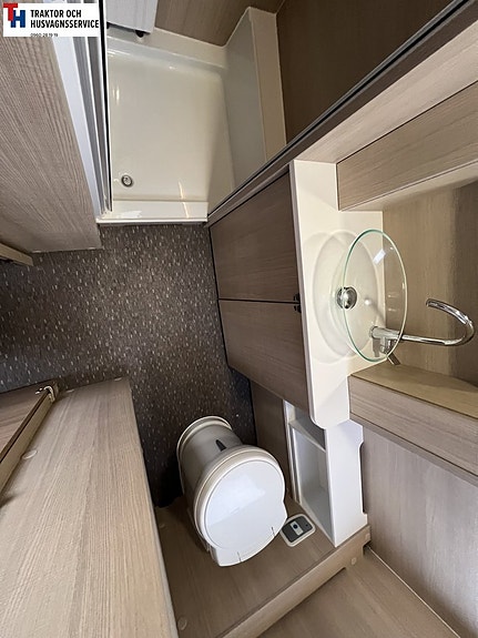 Adria ADORA 613 HT 19 of 21