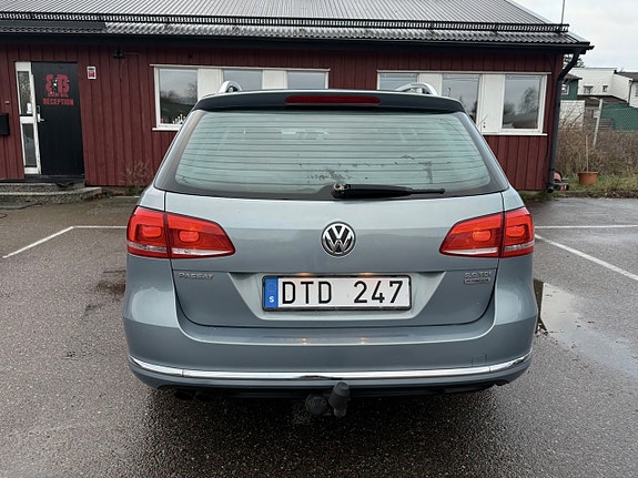 Volkswagen Passat 5 of 5