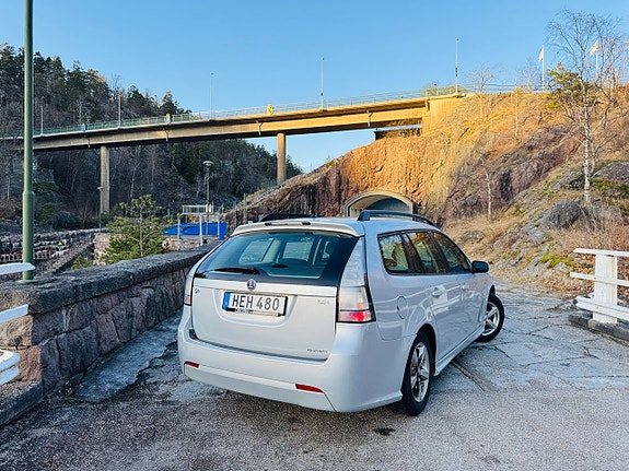 Saab 9-3 4 of 7