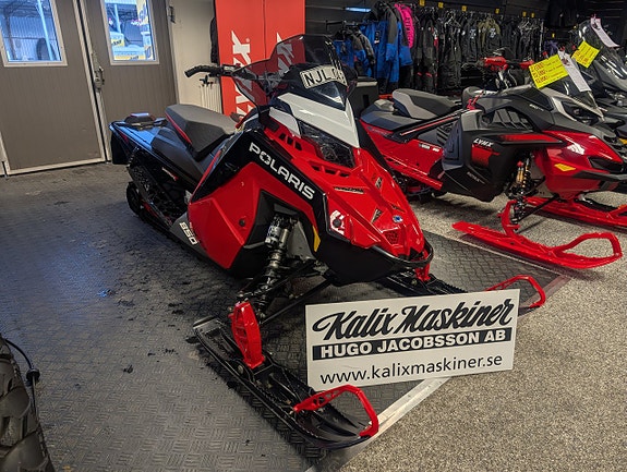 Polaris 850 Indy XC 137" Elstart Mycket fint skick!