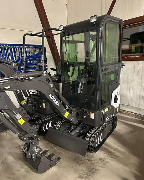 Minigrävare 1.2t, MED och UTAN hytt finns i lager!