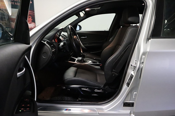 BMW 120 13 of 24