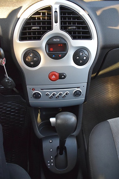 Renault Modus 12 of 21