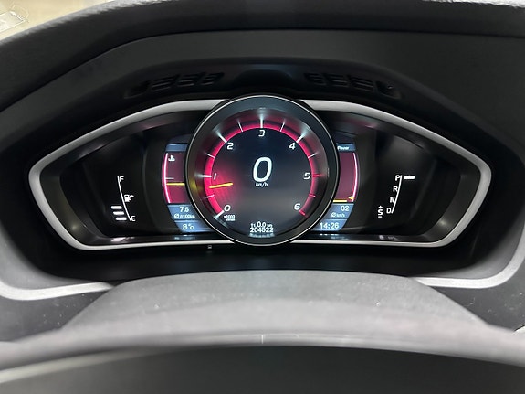 Volvo V40 14 of 23