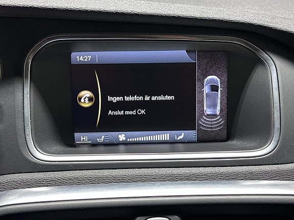 Volvo V40 18 of 23
