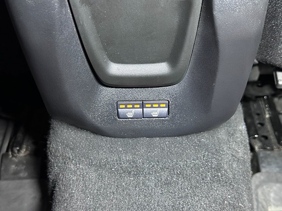 Volvo V40 21 of 23