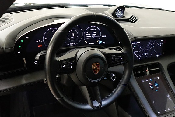 Porsche Taycan 4S 7 of 24