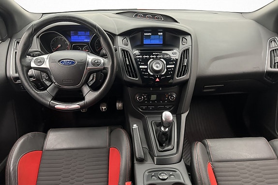 Ford Focus 11 of 25