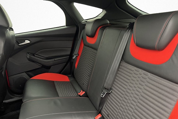 Ford Focus 24 of 25