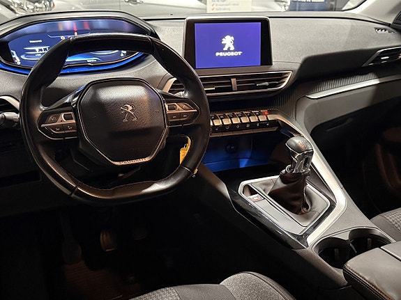 Peugeot 3008 5 of 5
