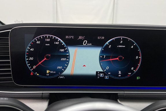 Mercedes-Benz GLE400 d 15 of 30