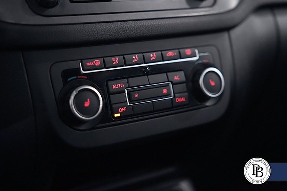 Volkswagen Tiguan 19 of 24