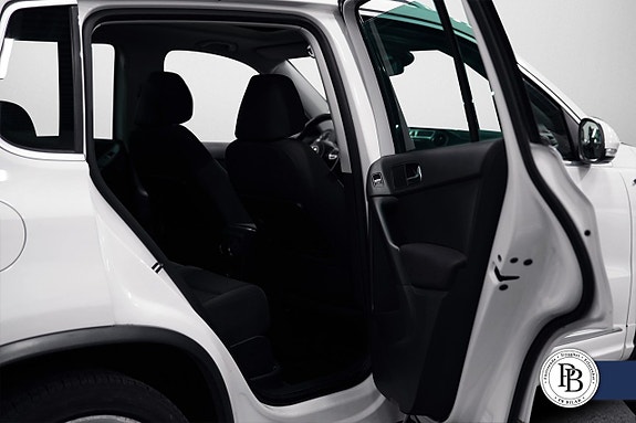 Volkswagen Tiguan 14 of 24