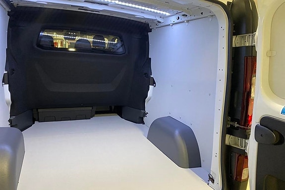 Nissan Primastar 15 of 15