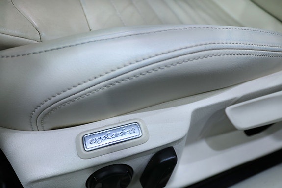 Volkswagen Passat 20 of 29