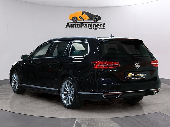 Volkswagen Passat 3 of 5