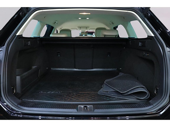 Volkswagen Passat 29 of 29