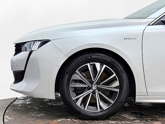 Peugeot 508 2 of 5