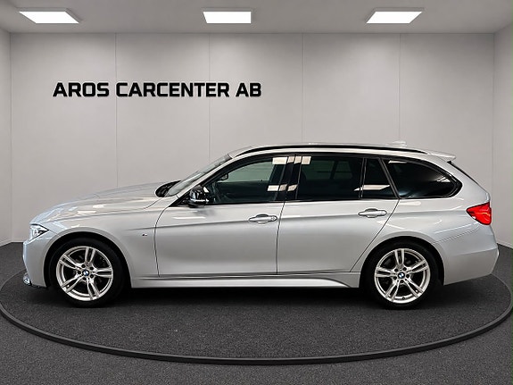 BMW 320 2 of 18