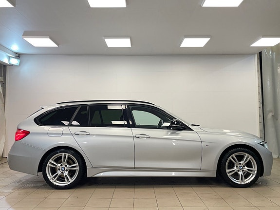 BMW 320 3 of 5