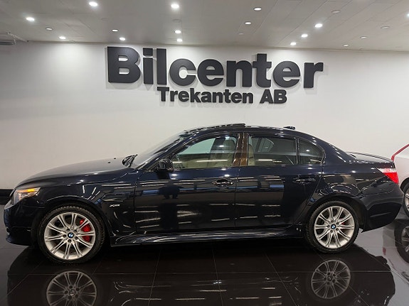 BMW 530i 2 of 4