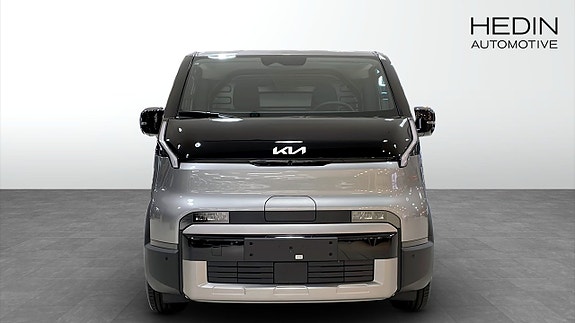 Kia PV5 8 of 12