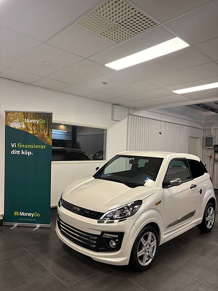 Mopedbil Ligier JS50L DCI A/C (2600mil, toppskick) S&V hjul