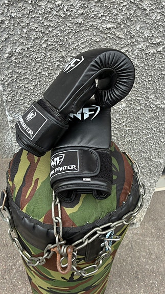 Product image 6 of 9