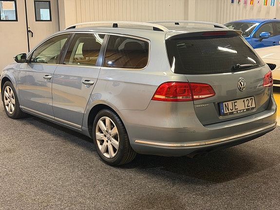 Volkswagen Passat 5 of 5