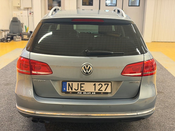 Volkswagen Passat 6 of 19