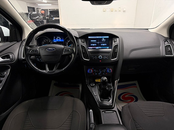 Ford Focus 5 of 5