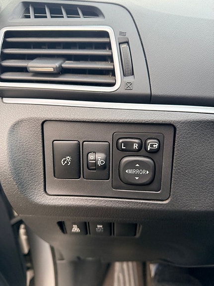 Toyota Verso 16 of 18