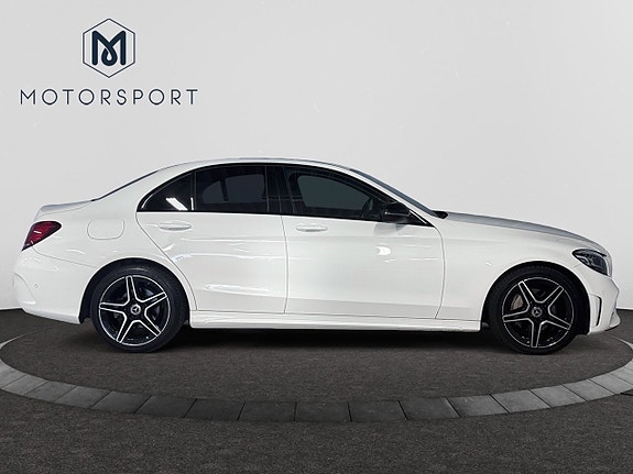 Mercedes-Benz C200 d 8 of 17