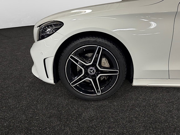 Mercedes-Benz C200 d 4 of 5