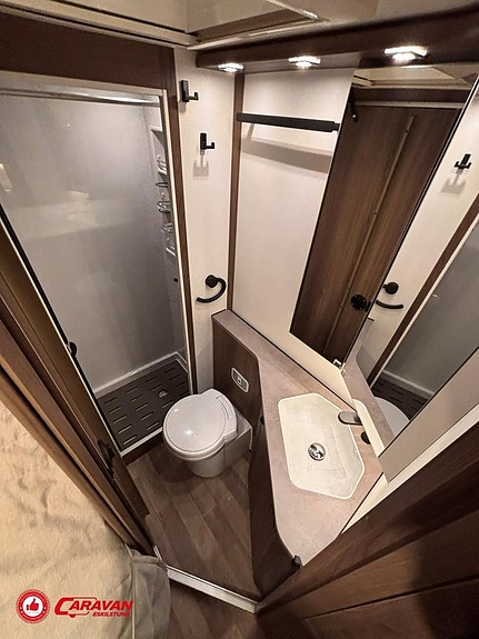 Kabe Travel Master Royal X 810 LXL 16 of 27