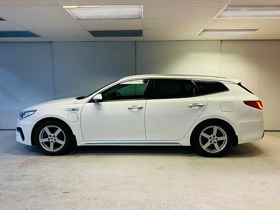 Kia Optima 2 of 5