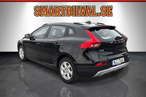 Volvo V40 Cross Country 4 of 5