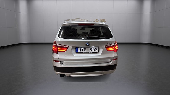 BMW X3 4 of 5