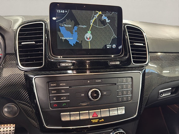 Mercedes-Benz GLS63 14 of 30