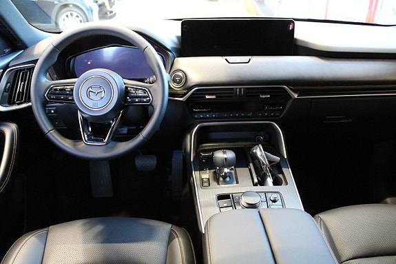 Mazda CX-60 4 of 8