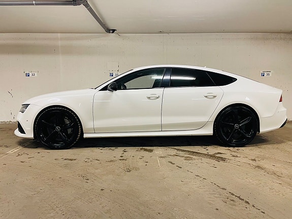 Audi RS7 2 of 21